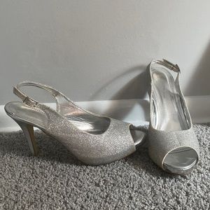 4in sparkly silver open toe strappy heel